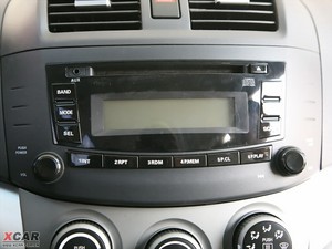 2010款1.5L 自动豪华版 音响调节