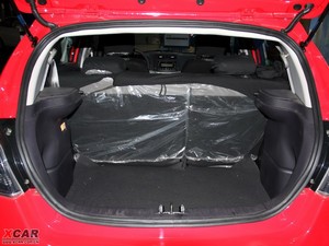 2010款1.5L 手动尊贵版 空间座椅