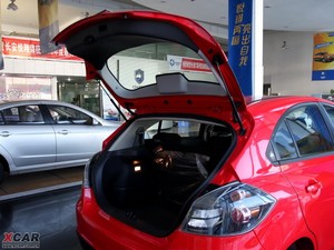 2010款1.5L 手动尊贵版 空间座椅