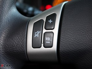 2010款1.5L 手动尊贵版 中控区