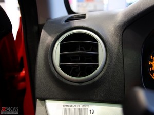 2010款1.5L 手动尊贵版 空调出风口