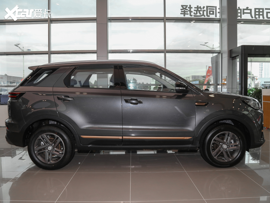 2022���L(zh��ng)��CS55 PLUS �{(l��n)�L�� 1.5T �ք�(d��ng)���A��