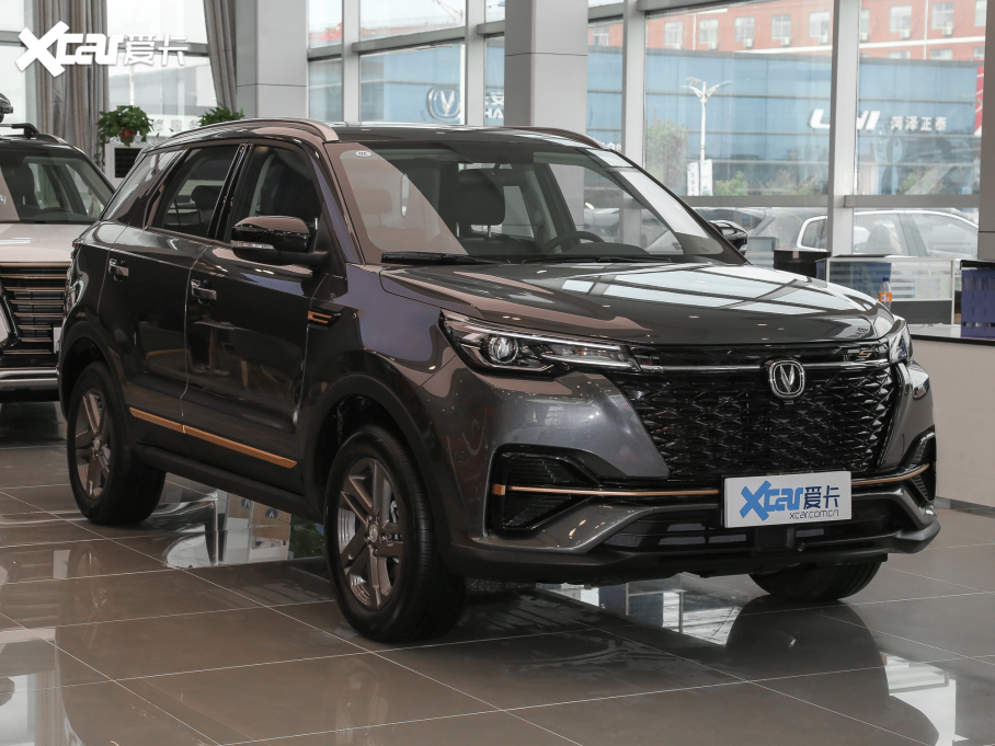 2022���L��CS55 PLUS �{�L�� 1.5T �քӺ��A��