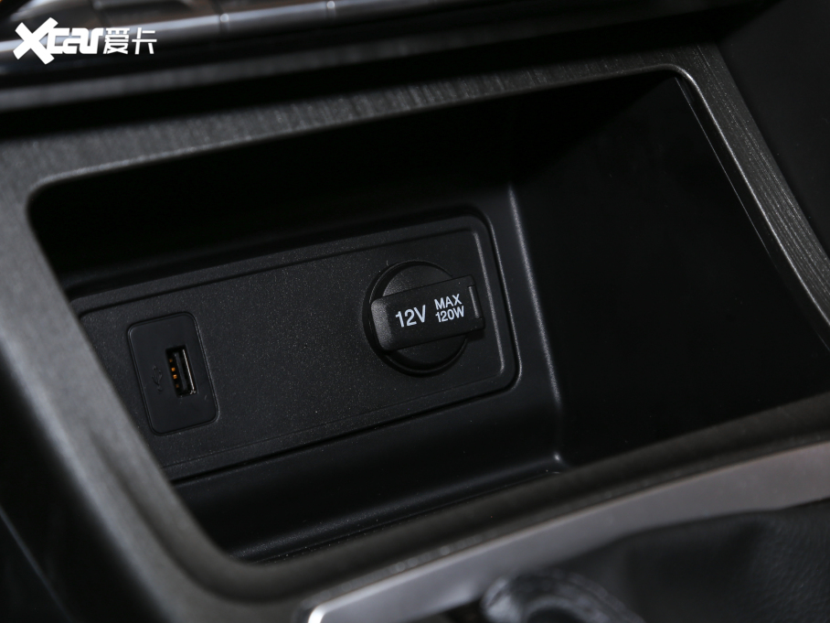 2022���L��CS55 PLUS �{�L�� 1.5T �քӺ��A��