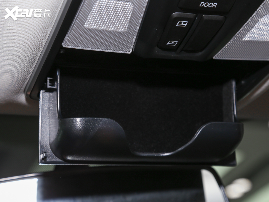 2022���L��CS55 PLUS �{�L�� 1.5T �քӺ��A��