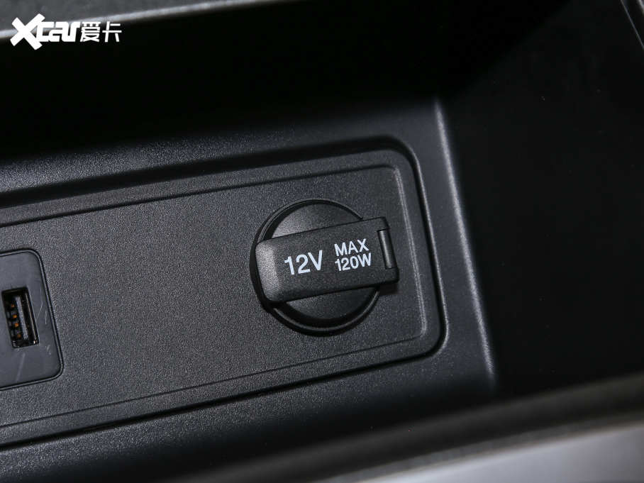 2022���L��CS55 PLUS �{�L�� 1.5T �քӺ��A��