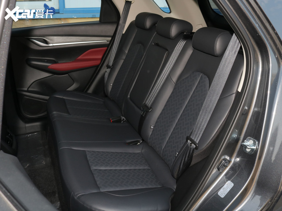 2022���L��CS55 PLUS �{�L�� 1.5T DCT���F��