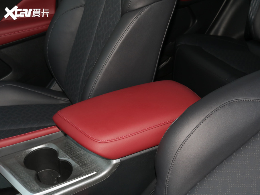 2022���L��CS55 PLUS �{�L�� 1.5T DCT���F��