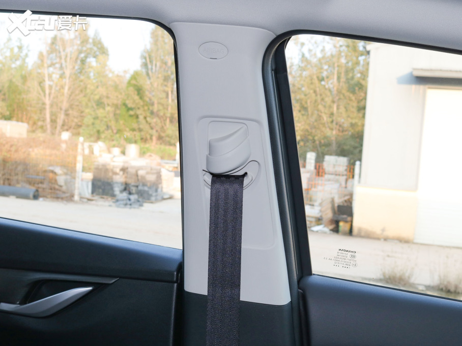 2022���L��CS55 PLUS �{�L�� 1.5T DCT���F��