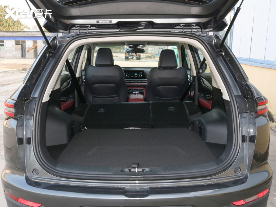 2022���L��CS55 PLUS �{�L�� 1.5T DCT���F��