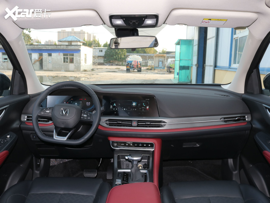 2022���L��CS55 PLUS �{�L�� 1.5T DCT���F��