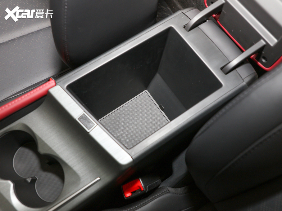 2022LCS55 PLUS {L 1.5T DCTA