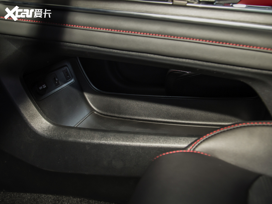 2022���L(zh��ng)��CS55 PLUS �ڶ��� 1.5T DCT���F��