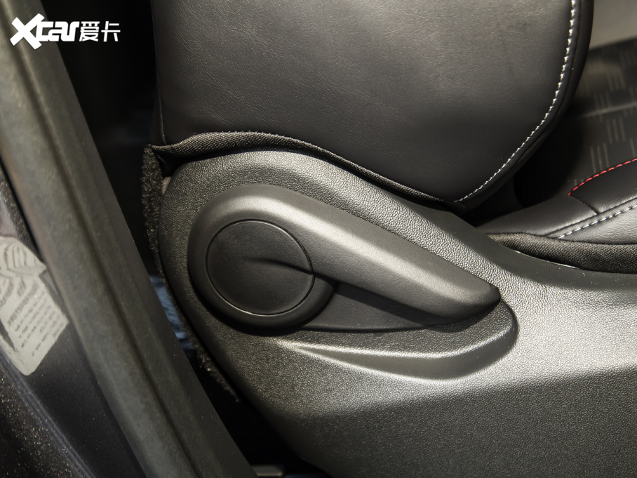 2022���L��CS55 PLUS �ڶ��� 1.5T DCT���F��