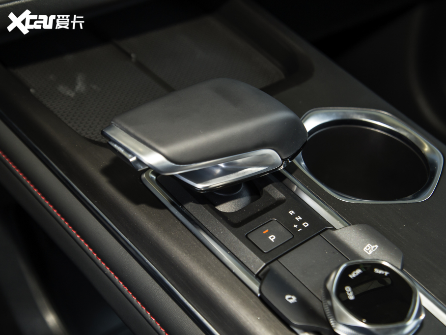 2022���L��CS55 PLUS �ڶ��� 1.5T DCT���F��