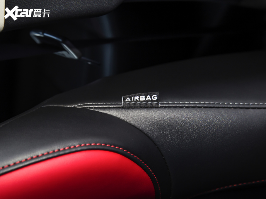 2022���L��CS55 PLUS �ڶ��� 1.5T DCT���F��