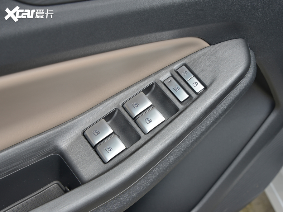 2022LCS55 PLUS ڶ 1.5T DCT