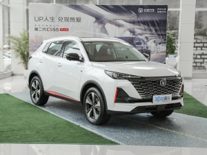 2022款第二代 1.5T DCT豪华型 右前45度