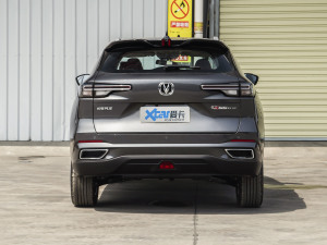2022款第二代 1.5T DCT尊贵型 正后	