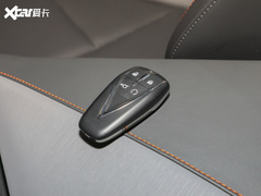 2022款 长安UNI-V 1.5T 运动版