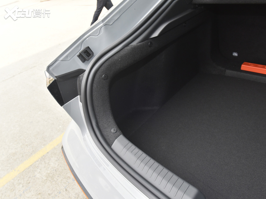 2022���L��UNI-V 1.5T �\(y��n)��(d��ng)��