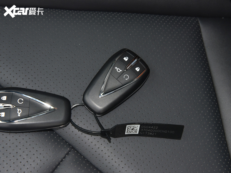 2022���L��UNI-V 1.5T �\�Ӱ�