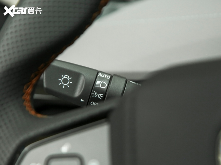 2022���L��UNI-V 1.5T ׿Խ��