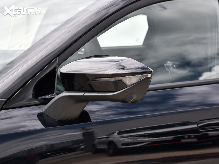 2022L(zhng)UNI-V 2.0T hٰ