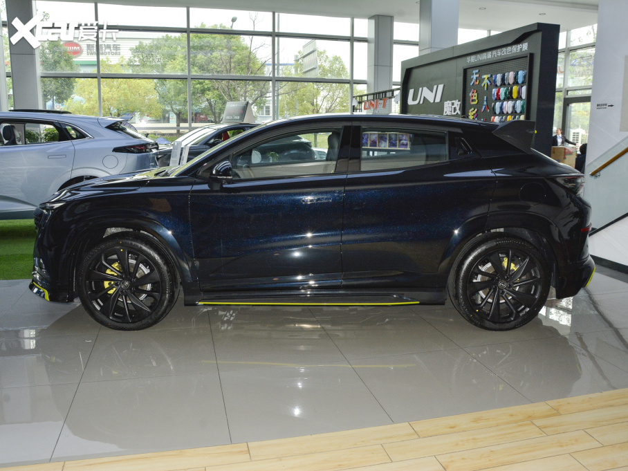 2022LUNI-T 1.5T \Ӱ F