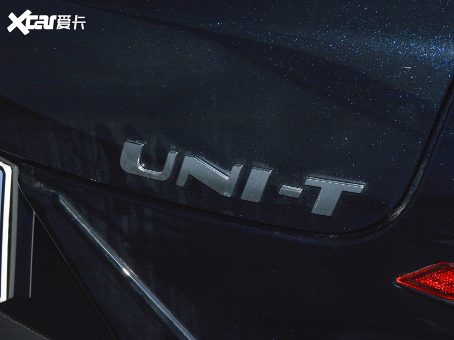 2022LUNI-T 1.5T \Ӱ F