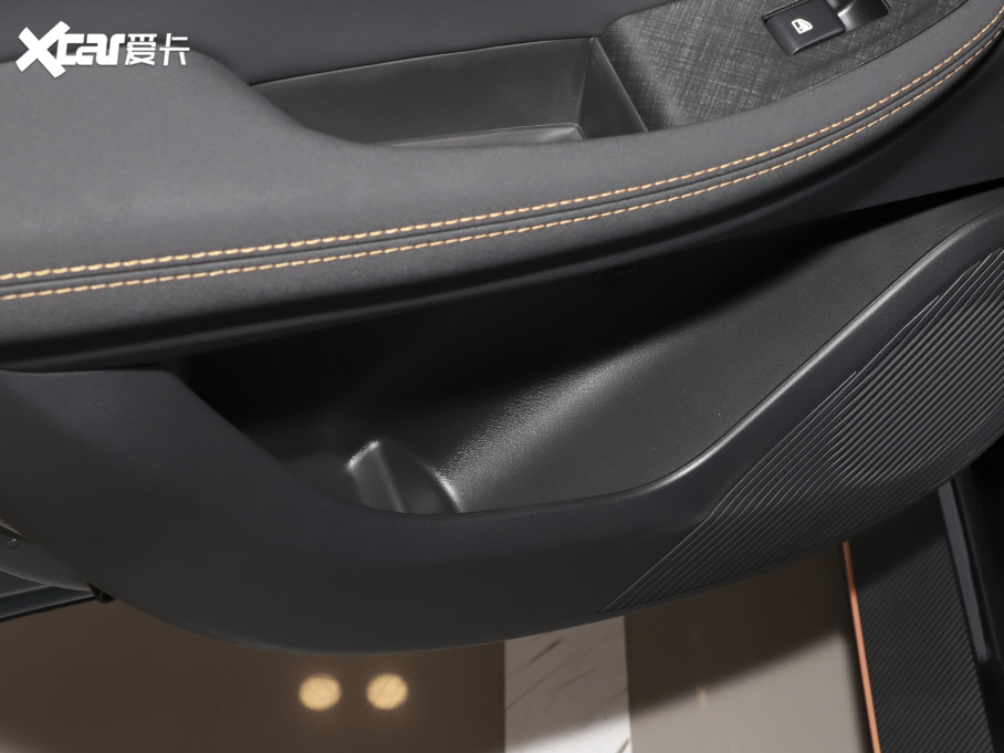 2022LUNI-T 2.0T \(yn)(dng) I(lng)