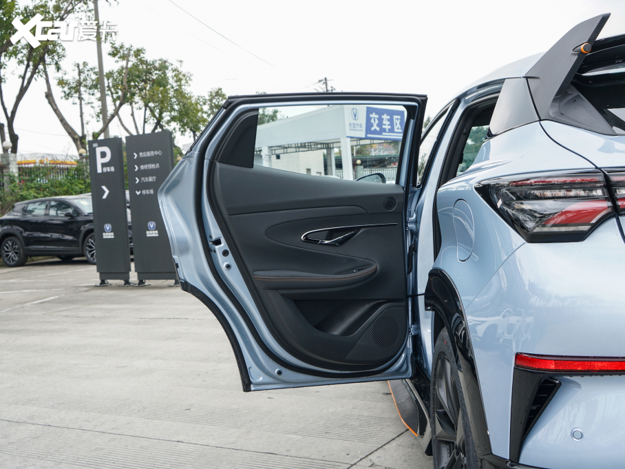 2022LUNI-T 2.0T \Ӱ F