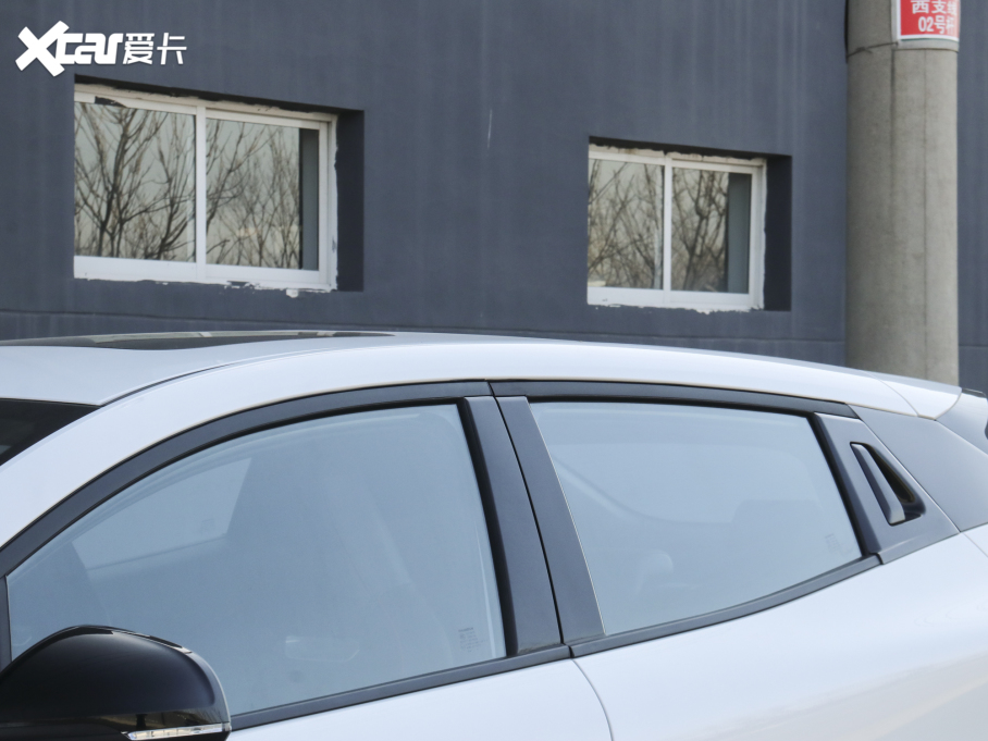 2022LUNI-T 1.5T ׿Խ