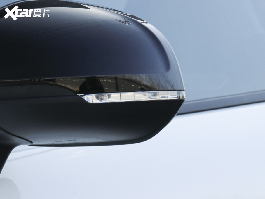 2022LUNI-T 1.5T ׿Խ