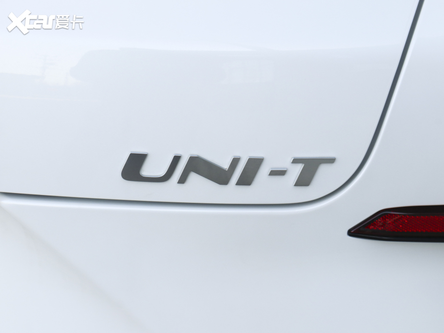 2022LUNI-T 1.5T ׿Խ