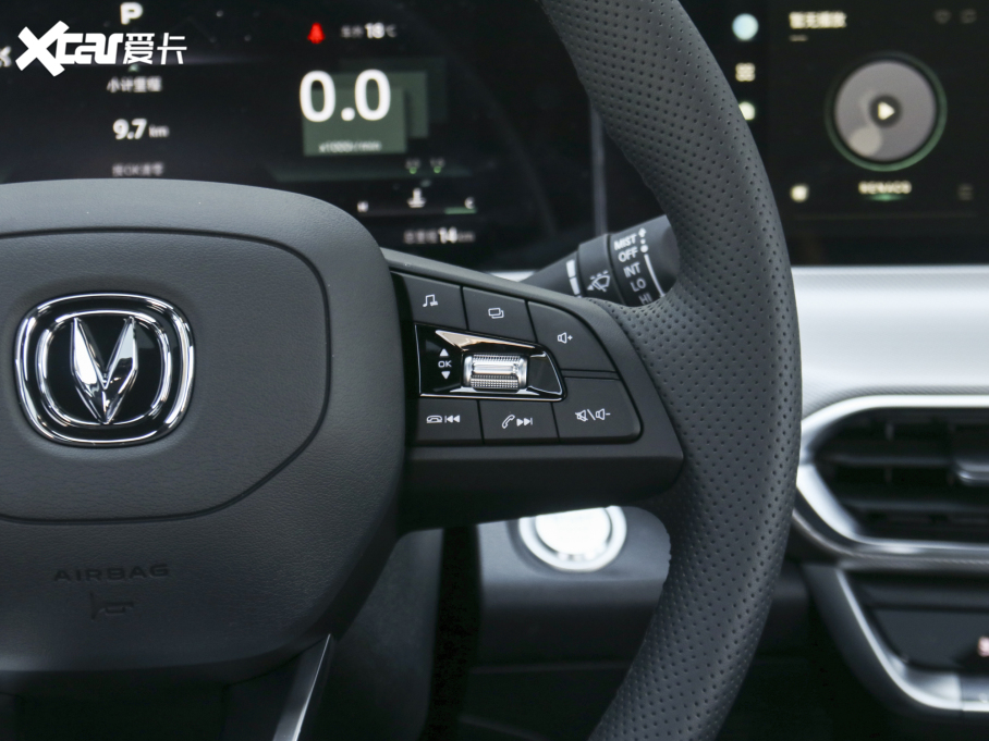 2022L(zhng)UNI-T 1.5T ׿Խ