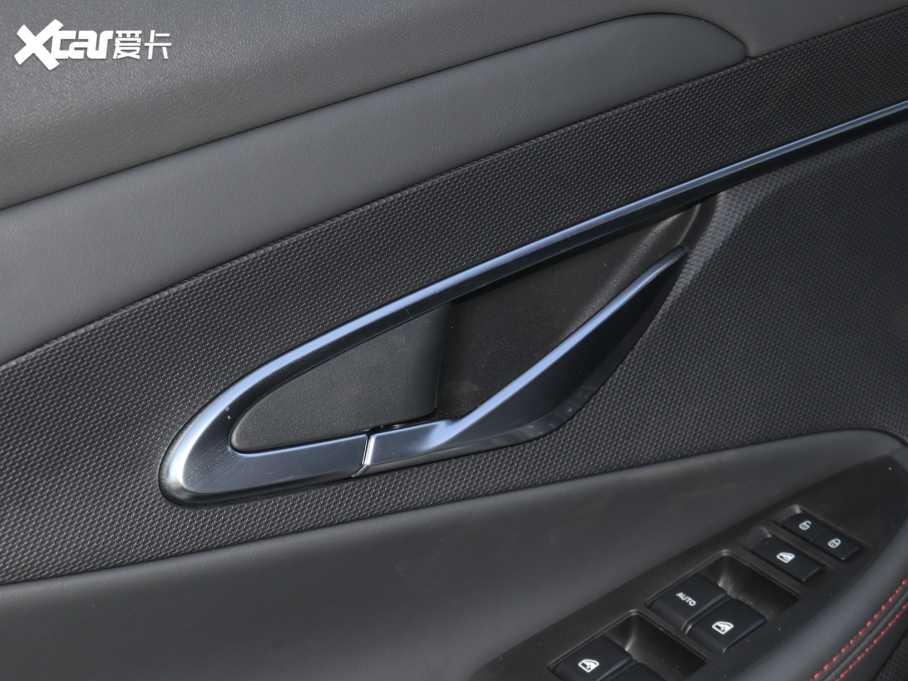 2022LUNI-T 1.5T ׿Խ