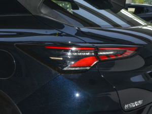 20221.5T \(yn)Ӱ F β