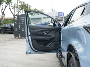 20222.0T \Ӱ F {λ܇T