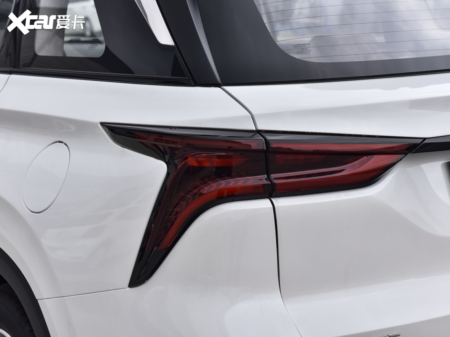 2022LCS75 PLUS 2.0T ԄI