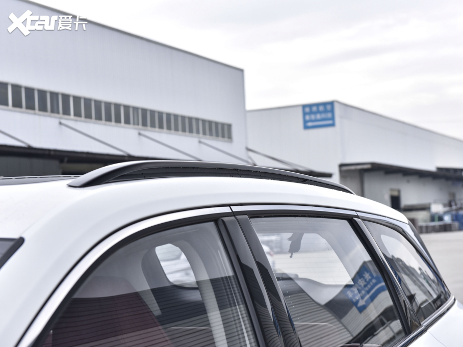 2022LCS75 PLUS 2.0T ԄI