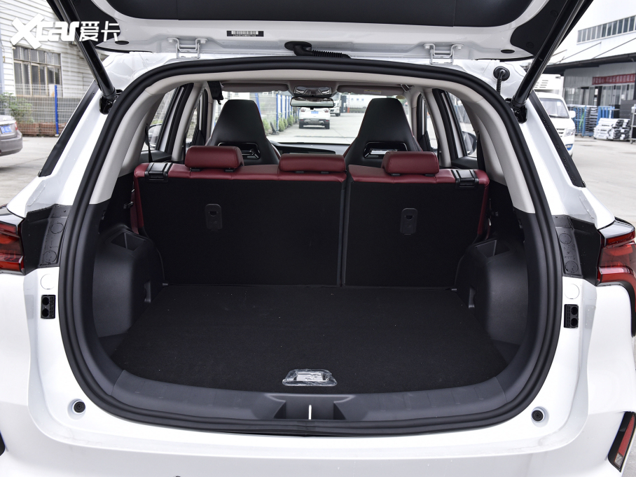 2022LCS75 PLUS 2.0T ԄI