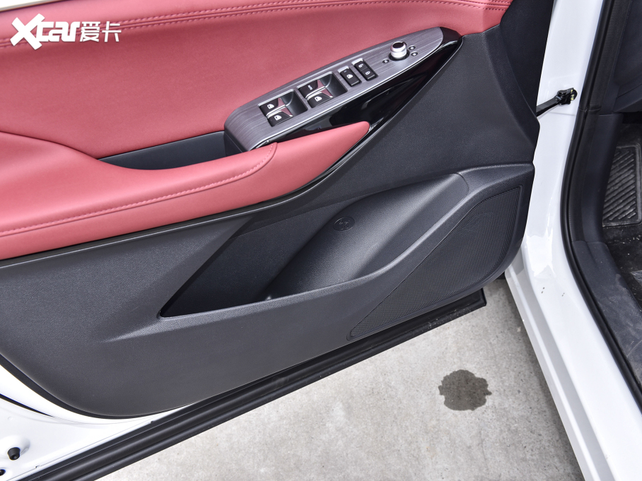 2022LCS75 PLUS 2.0T ԄI