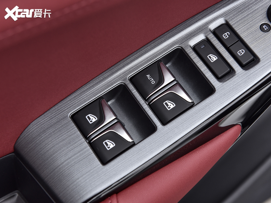 2022LCS75 PLUS 2.0T ԄI