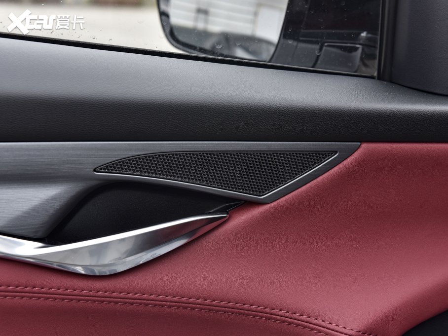 2022LCS75 PLUS 2.0T ԄI