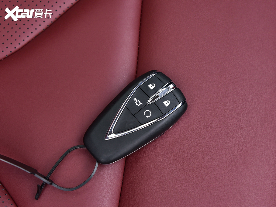 2022LCS75 PLUS 2.0T ԄI