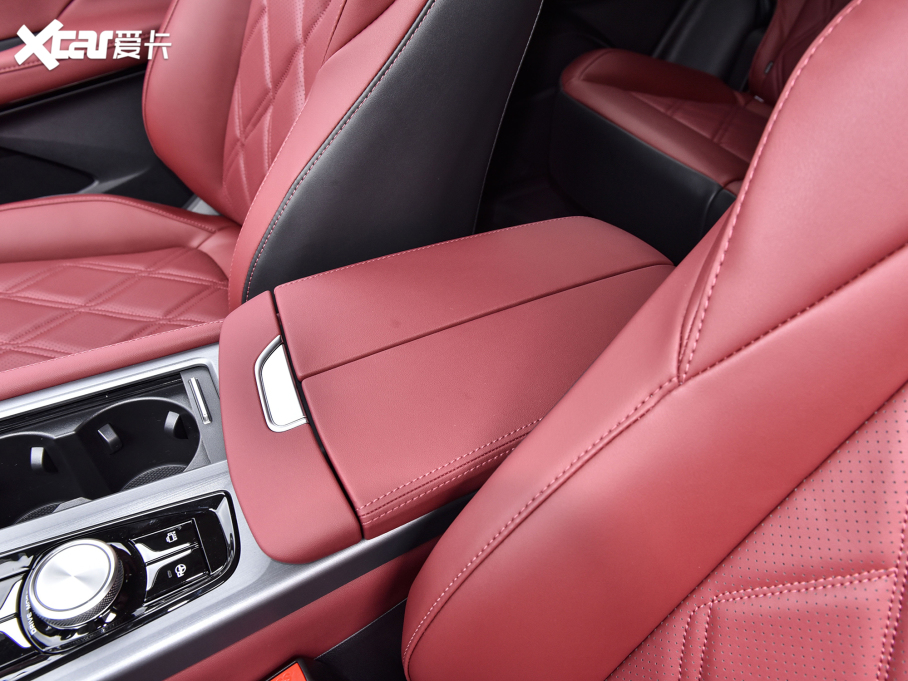 2022LCS75 PLUS 2.0T ԄŞ