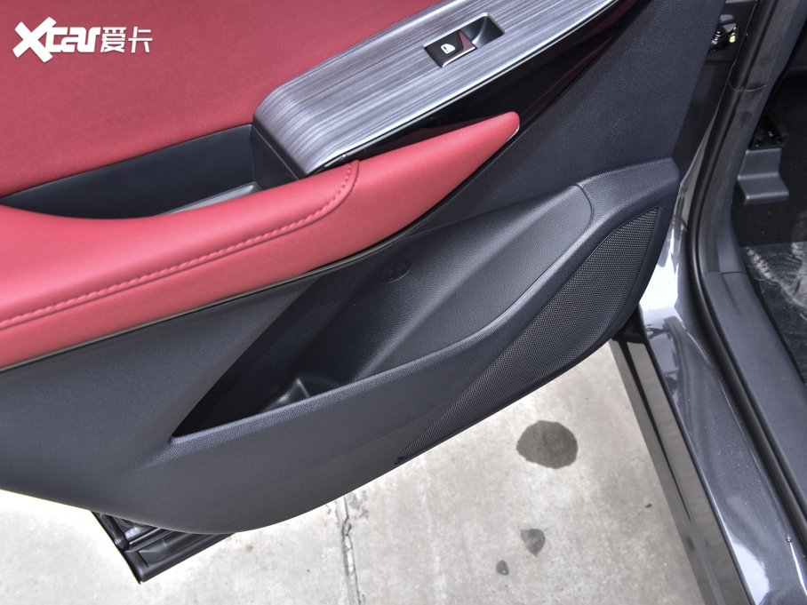 2022���L��CS75 PLUS 2.0T �Ԅ���Ş��