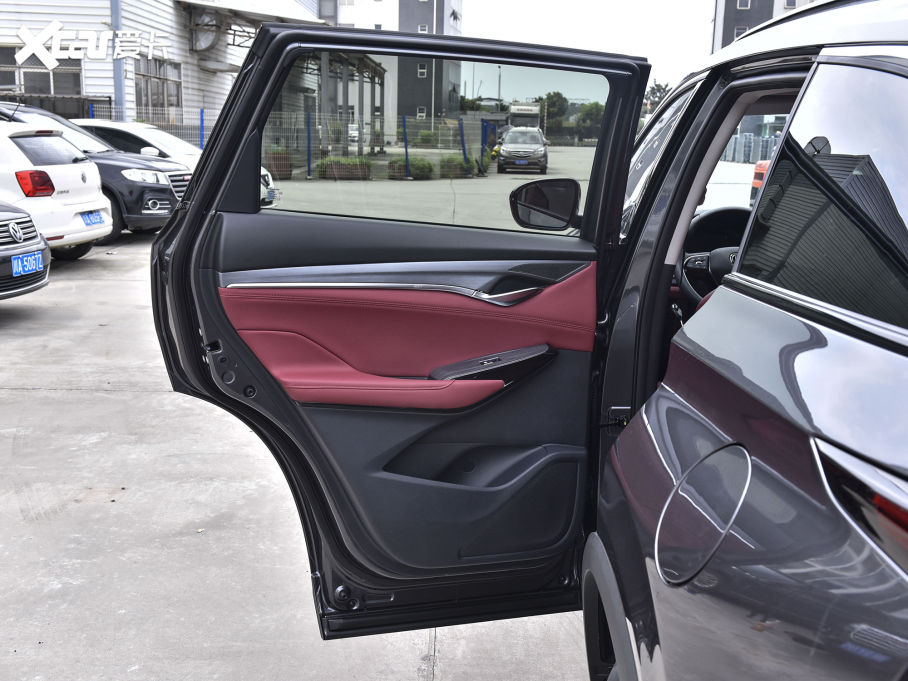 2022LCS75 PLUS 2.0T ԄŞ