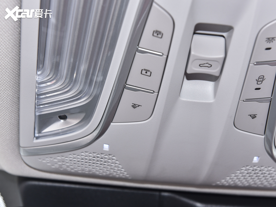 2022LCS75 PLUS 2.0T ԄŞ